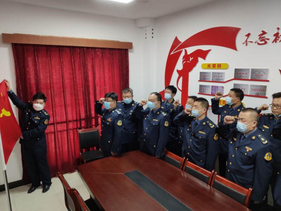 ���C���e���٣����Ќ��˷���ʽ���x���������x�����m(x��)���M�h�T�ɲ����L����