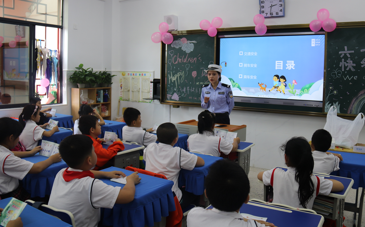 ����ͨ������������ݠ�^(q��)С�W(xu��)�_չ��֪Σ�U �����U���_�W(xu��)��һ�n���}�������
