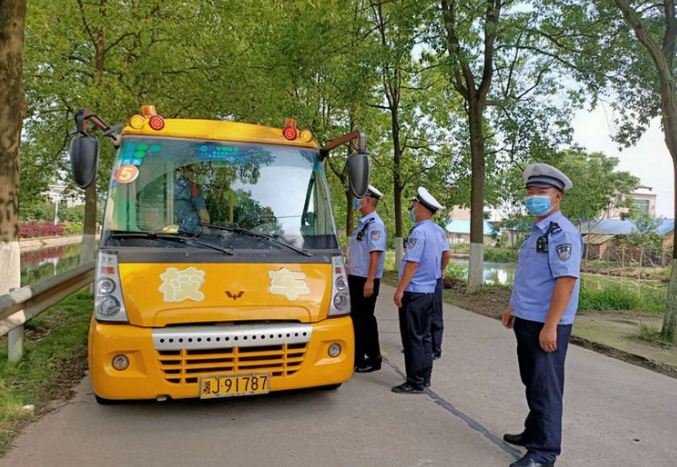 ���ϰ��l(xi��ng)���������T(li��n)�� �oץУ܇��ȫ������